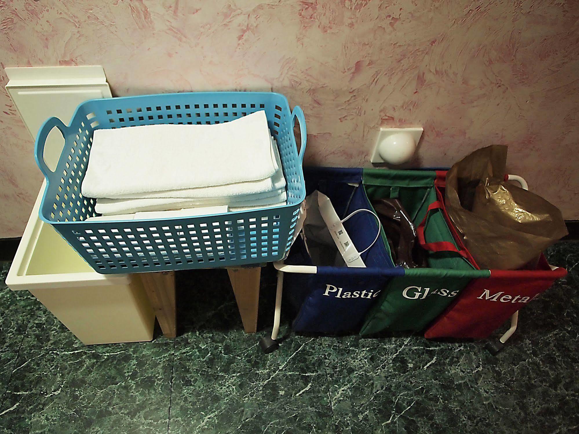 D.H Sinchon Guesthouse Szöul Kültér fotó