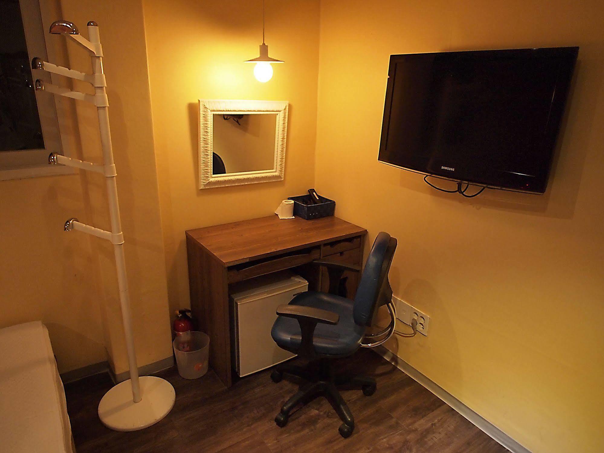 D.H Sinchon Guesthouse Szöul Kültér fotó